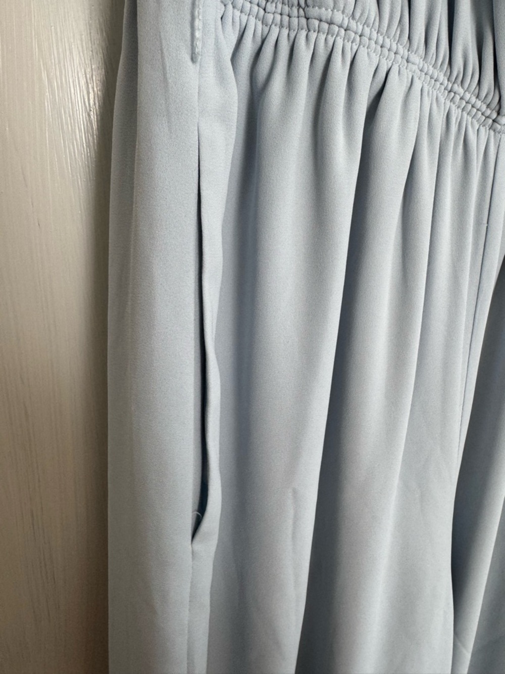 Aritzia Babaton Light Blue Sleeveless V-Neck Women’s Dress Jumpsuit - Picture 4 of 5